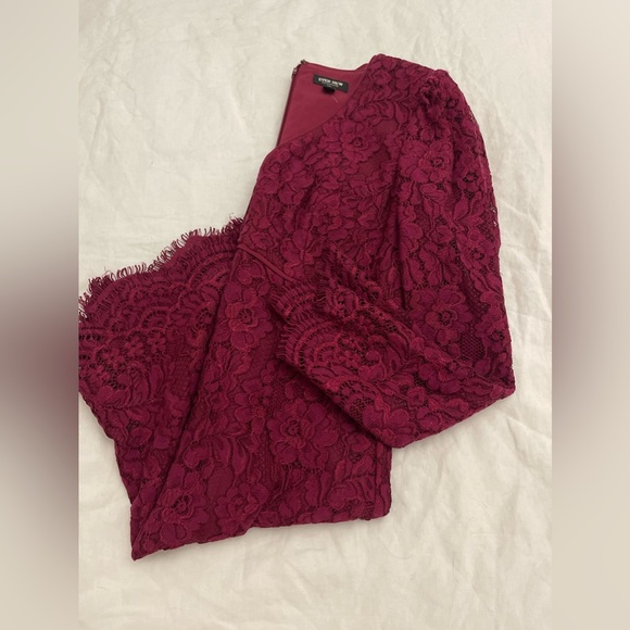 Stunning Raspberry Ever New Lace Dress - Size 8 - Picture 6 of 10